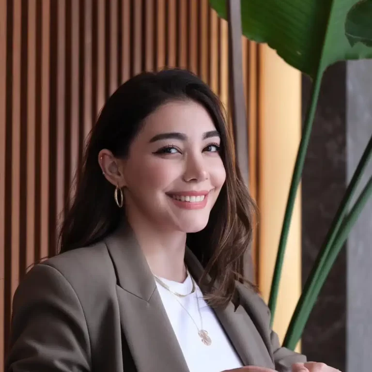 seren-damgaci-foreign-patient-coordinator-nurse